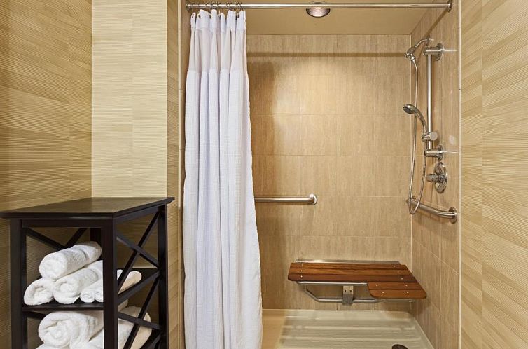 Crowne Plaza Jacksonville Airport, an IHG Hotel