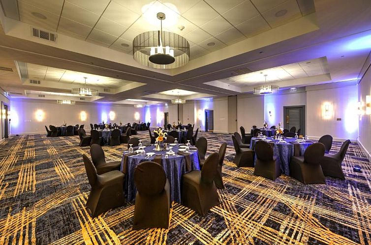 Crowne Plaza Jacksonville Airport, an IHG Hotel