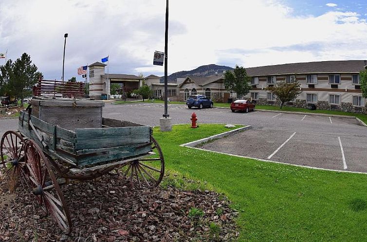 Prospector Hotel & Casino