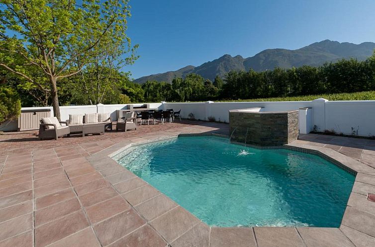 La Galiniere Guest Cottages