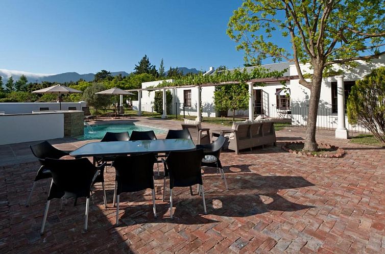 La Galiniere Guest Cottages