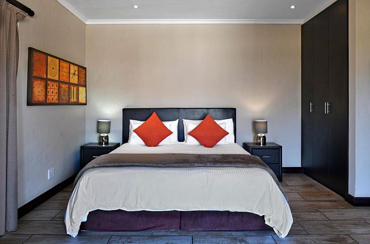 Topiary Winery & Cottages