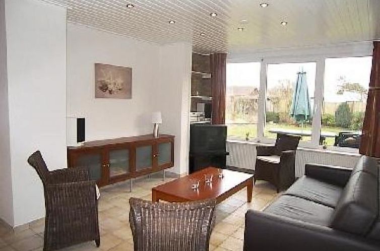 Vrijstaande bungalow voor 6 personen nabij het strand in