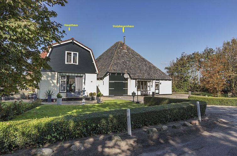 100 jaar oude stolpboerderij