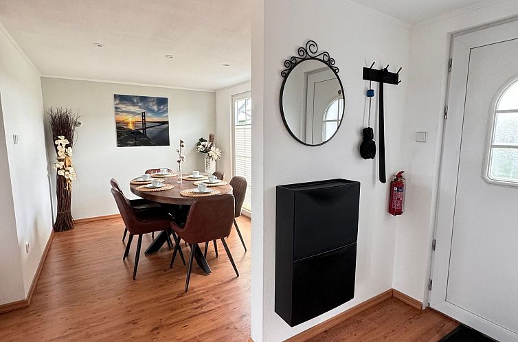 Vakantiehuis Ela mit Holzgrill, Garten und Terrasse