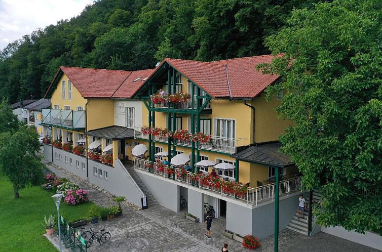 Guest house 4611204 - Apartment Oberosterreich - Gasthof-Pension Luger