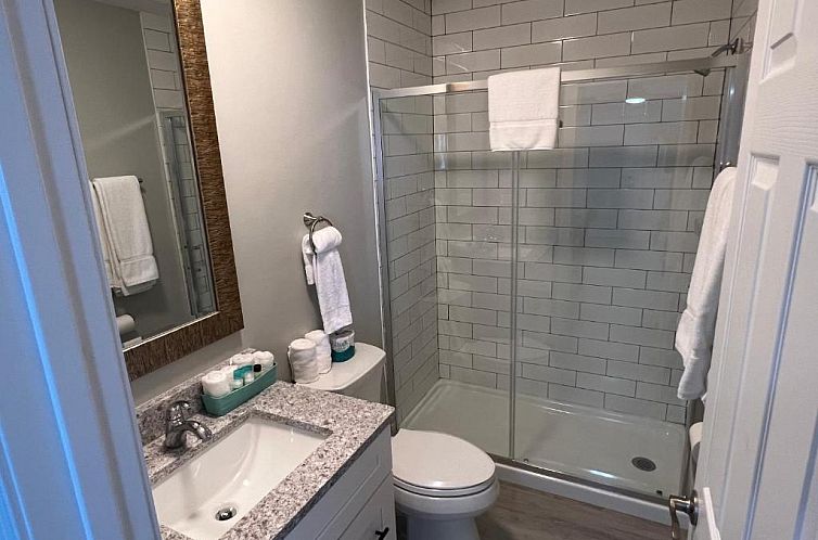 Marco Island Lakeside Inn