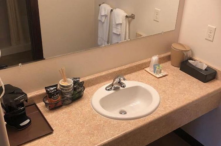 Yellowstone Big Rock Inn