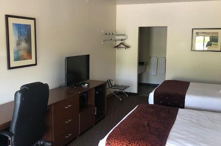 Yellowstone Big Rock Inn