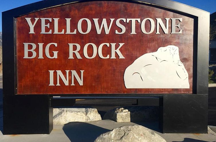 Yellowstone Big Rock Inn