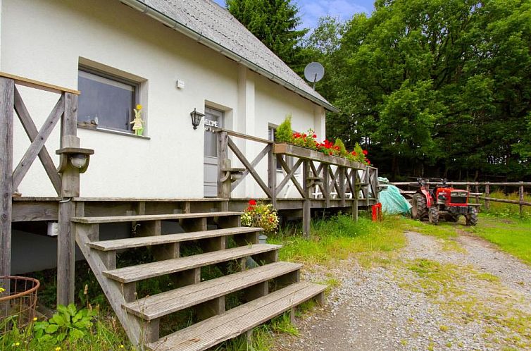 Luxurious Farmhouse in Hellenthal near Ski Resort