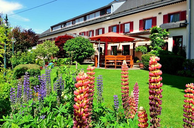 Gasthaus-Gostišče-Trattoria Ogris