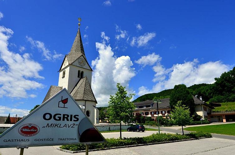 Gasthaus-Gostišče-Trattoria Ogris