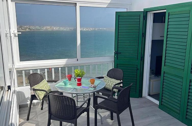 Coral Bay apartamento frente a la playa