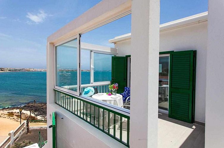 Coral Bay apartamento frente a la playa