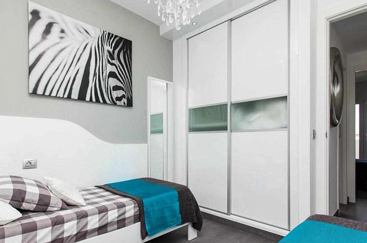 Coral Bay apartamento frente a la playa