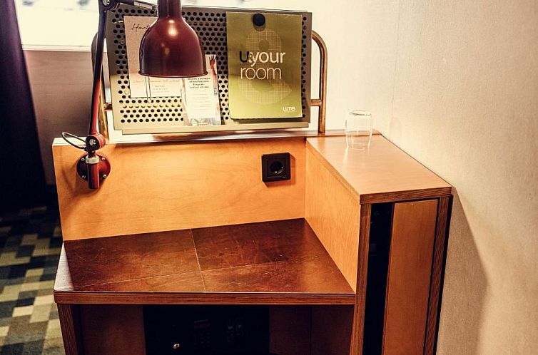 U&Me; BW Signature Collection