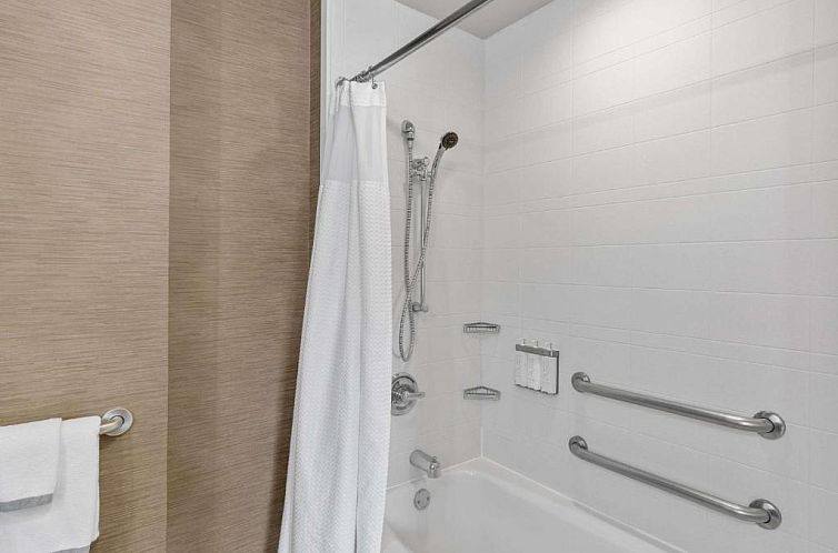 Cambria Hotel Plano - Frisco