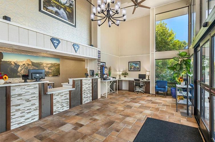 Best Western Plus Sonora Oaks Hotel and Conference Center