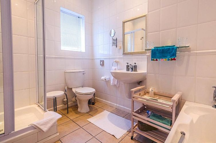 No.10 Caledon Street Guest House