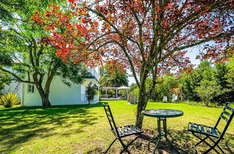 No.10 Caledon Street Guest House