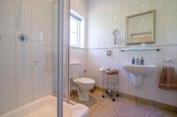 No.10 Caledon Street Guest House
