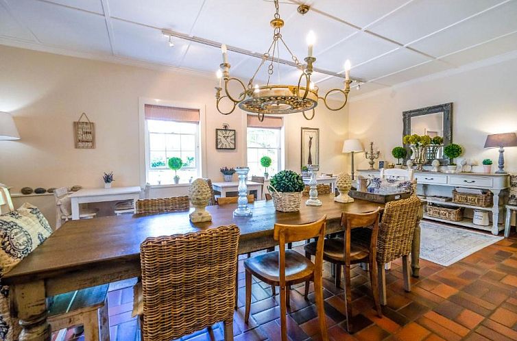 No.10 Caledon Street Guest House