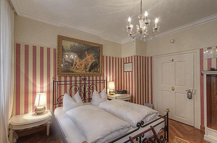 Hotel Orphée - Kleines Haus