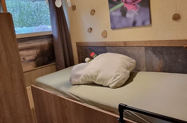 Vakantiehuis Wunderschönes Haus mit Pool, Garten und Grill