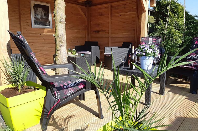 Vakantiehuis Wunderschönes Haus mit Pool, Garten und Grill