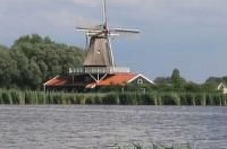 Vakantiehuis Wunderschönes Haus mit Pool, Garten und Grill