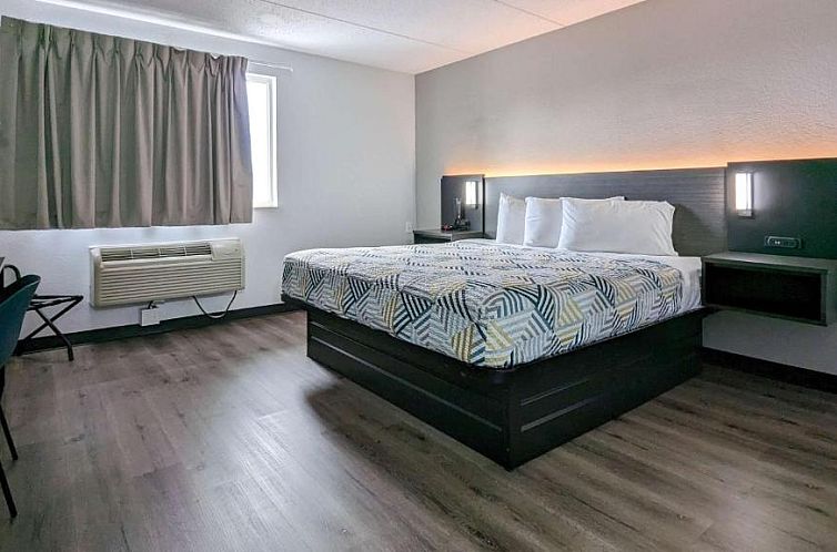 Motel 6-Danvers, MA - Boston North