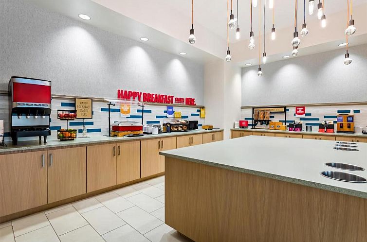 Hampton Inn & Suites St. Petersburg/Downtown