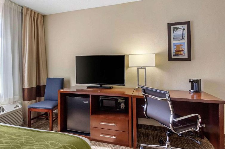 Comfort Inn St Petersburg North