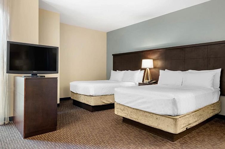 Staybridge Suites St. Petersburg FL, an IHG Hotel