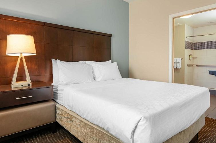 Staybridge Suites St. Petersburg FL, an IHG Hotel