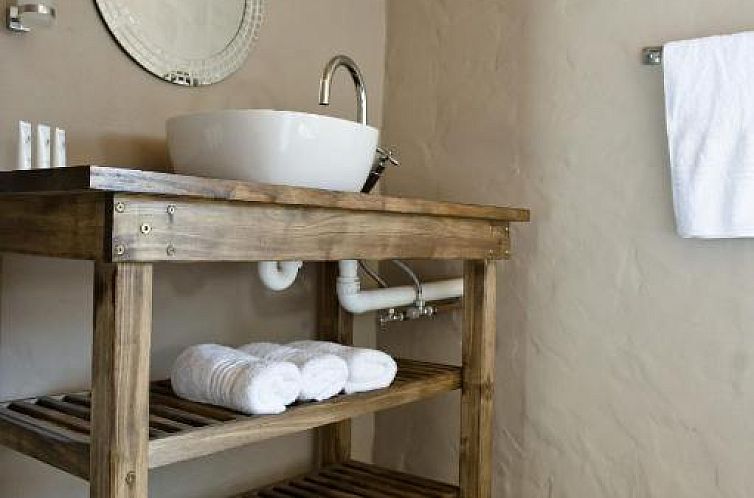 African Game Lodge