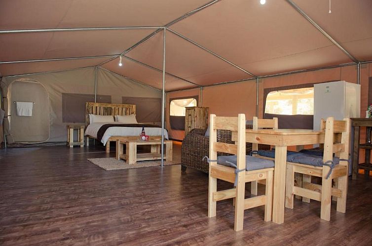 African Game Lodge