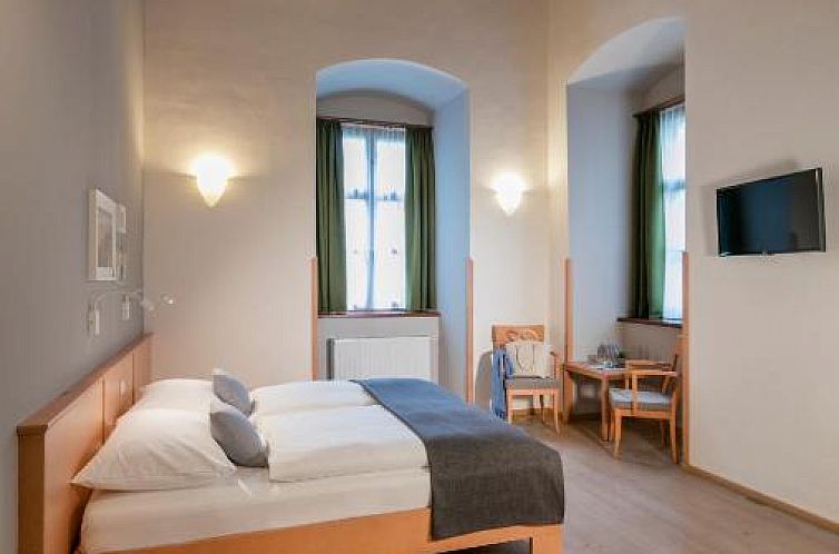 JUFA Hotel Schloss Röthelstein