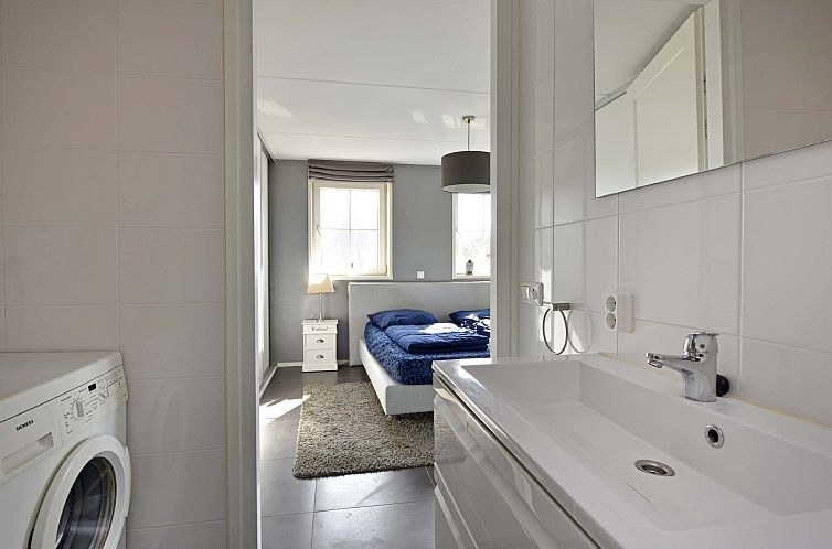 Vrijstaande woning in West-Graftdijk
