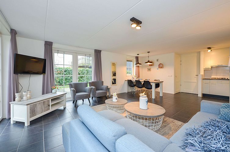 Vrijstaande woning in West-Graftdijk