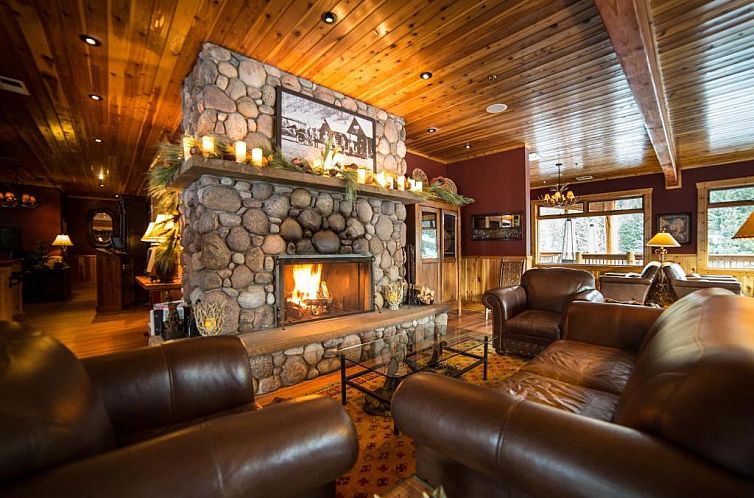 Rainbow Ranch Lodge