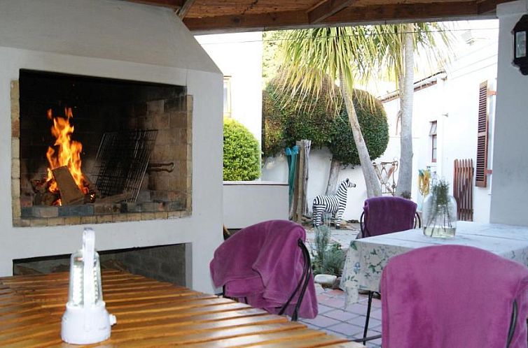 GuBas De Hoek meet eat sleep