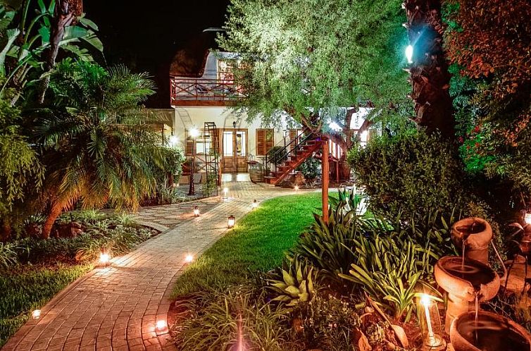 GuBas De Hoek meet eat sleep