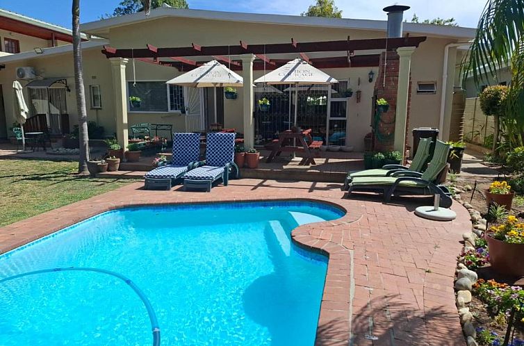 Cedar Lodge Guest House