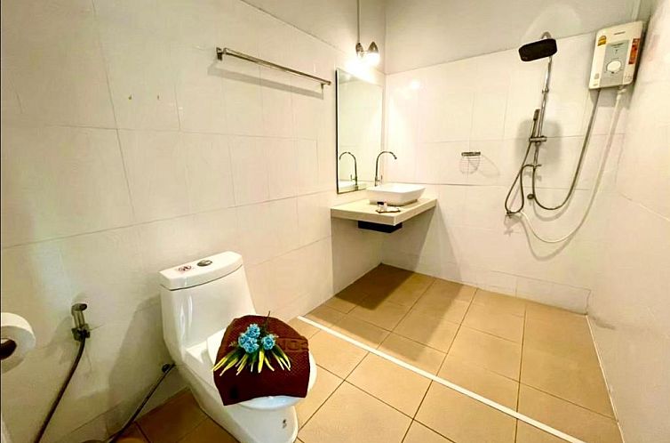 Kathalee Beach Resort & Spa