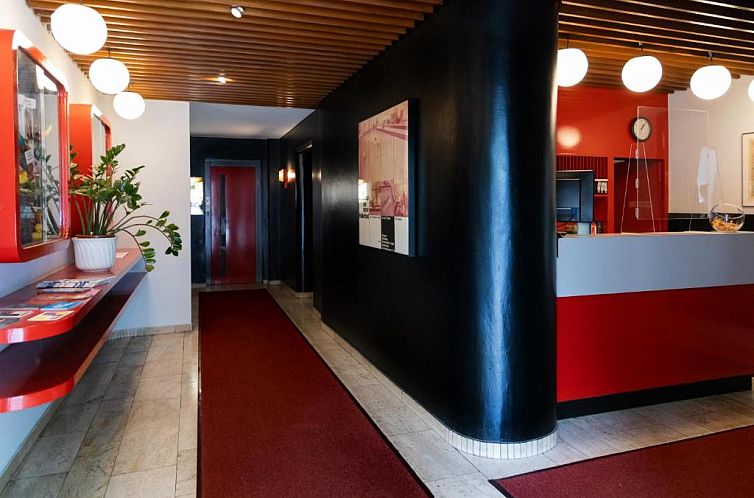 Hotel Meran Hallenbad & Sauna