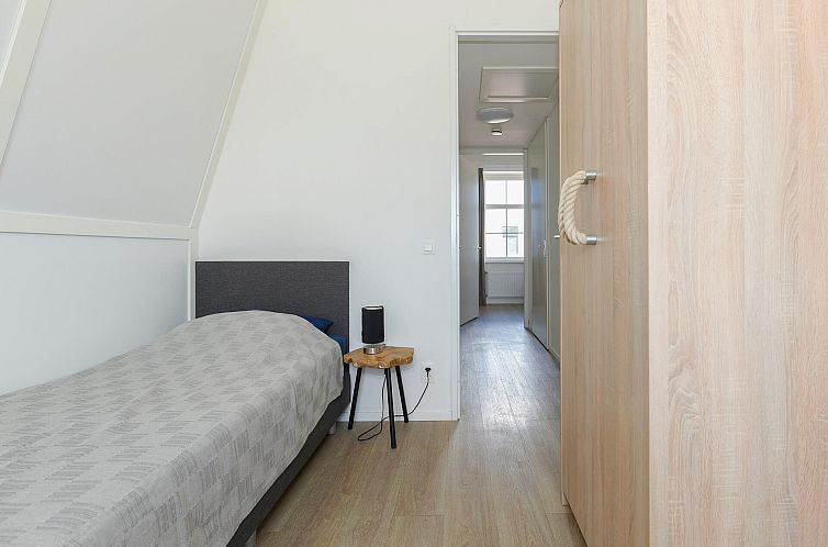 Vrijstaande woning in Uitdam