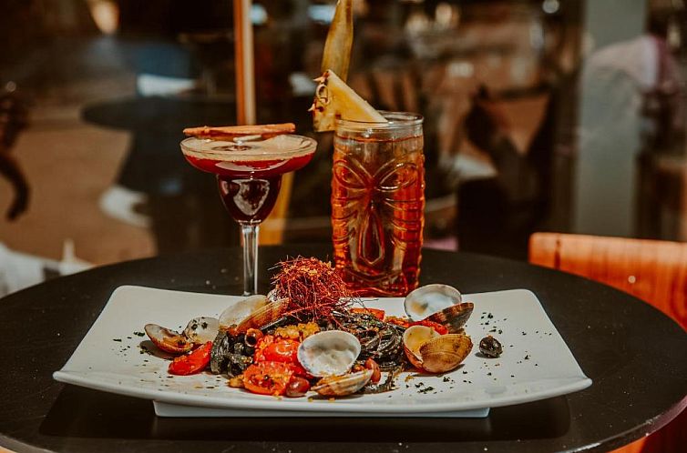 Ushuaia Ibiza Beach Hotel - Adults Only