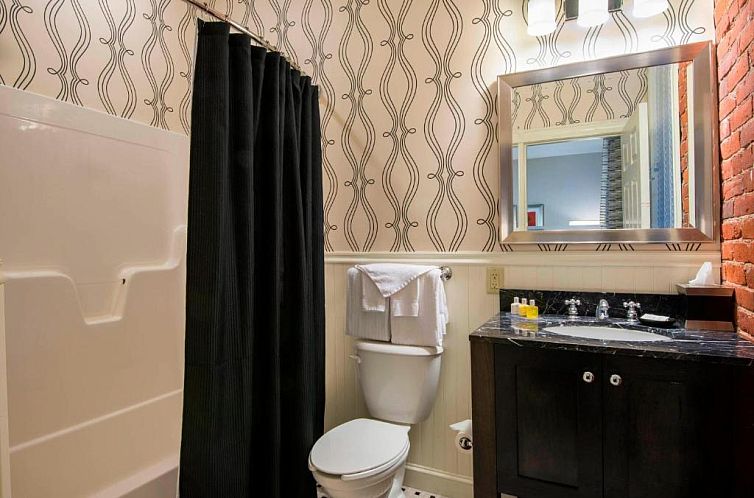Fairfield Inn & Suites by Marriott Keene Downtown